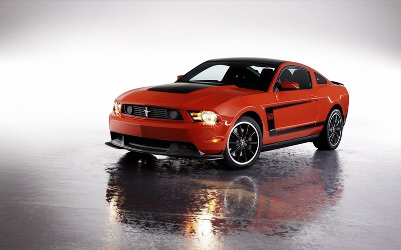 Red Ford Mustang Boss 302
