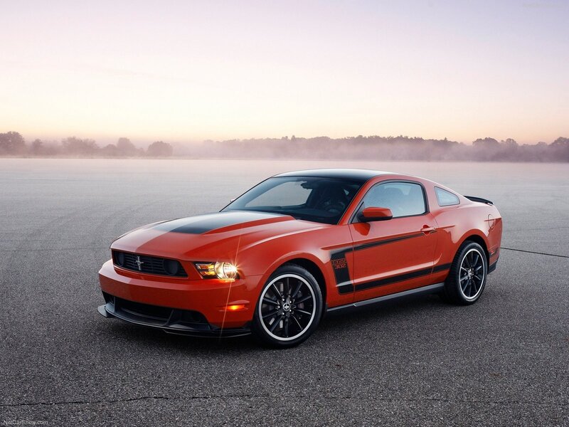 Red Ford Mustang Boss 302
