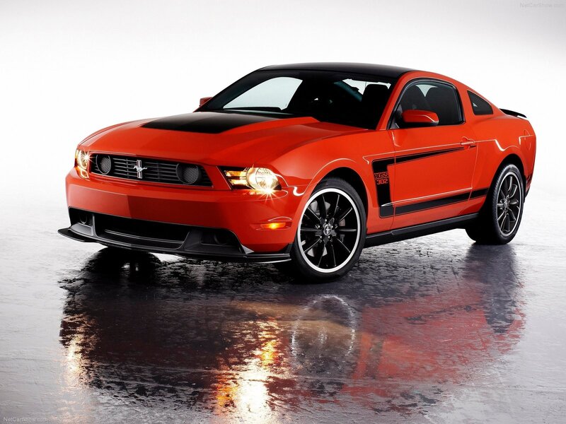 Red Ford Mustang Boss 302