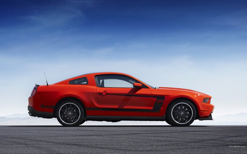 red ford mustang boss 302