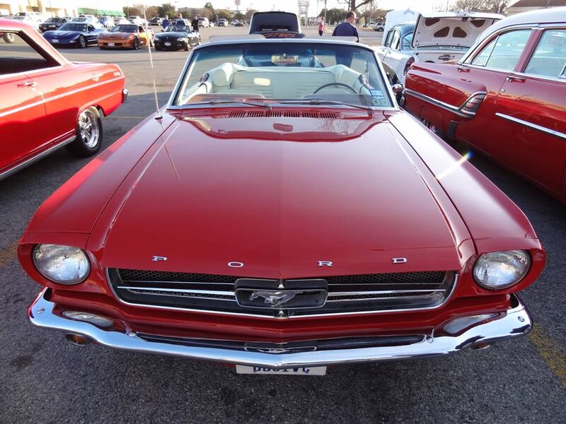 Red Ford Mustang Convertible — Outdoor