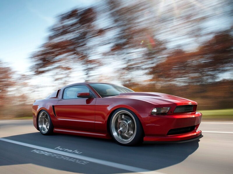 Red Ford Mustang — Dynamic, Autumn