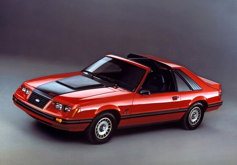 Red Ford Mustang GT
