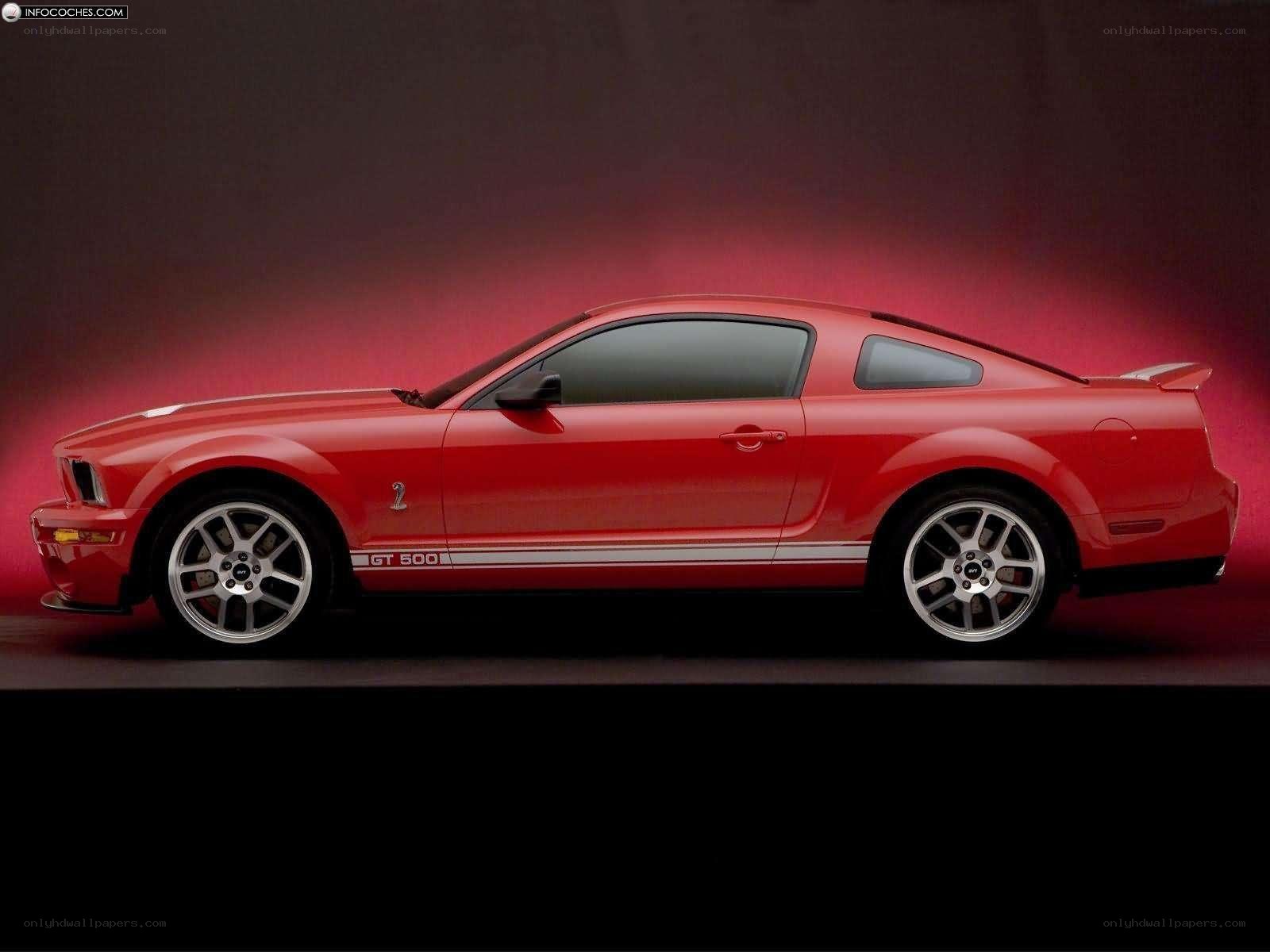Red Ford Mustang GT 500