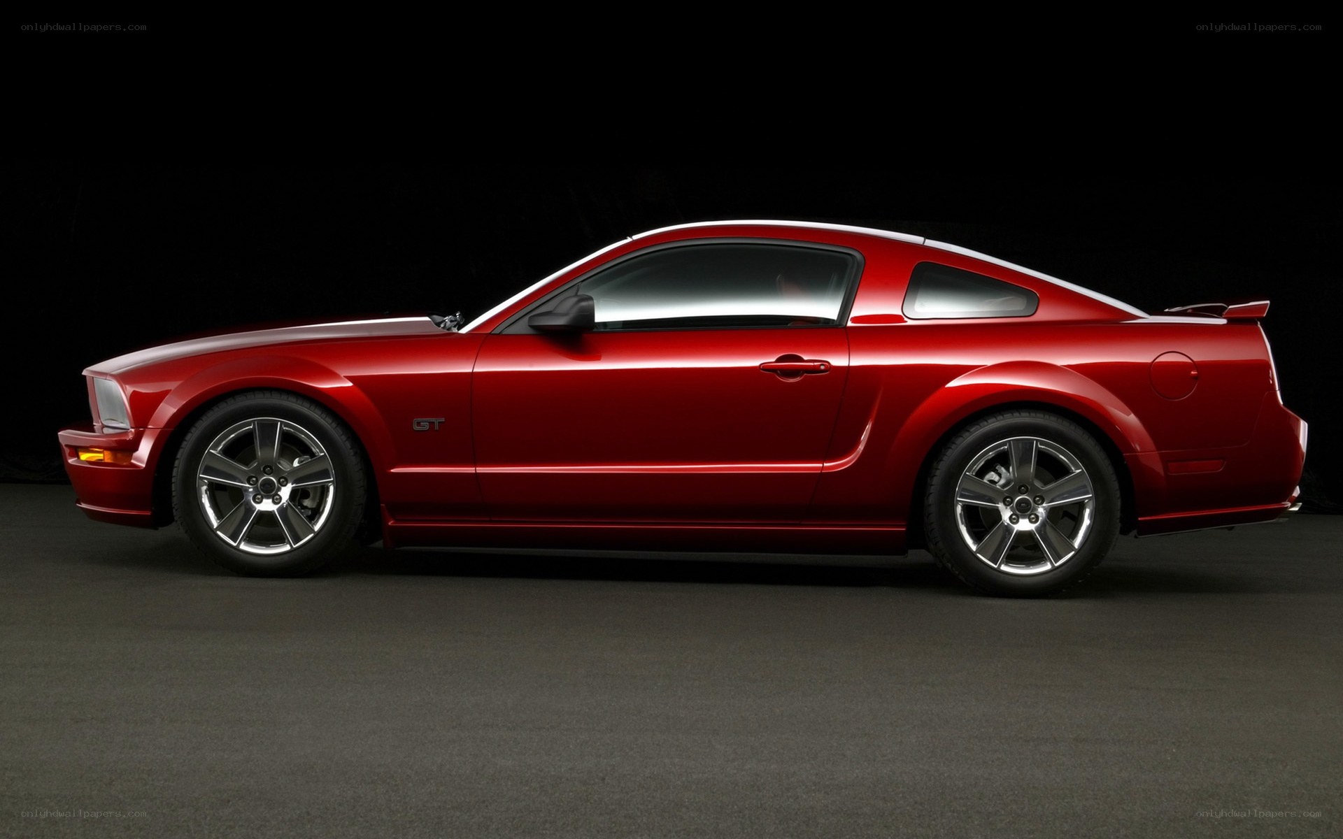 Red Ford Mustang GT