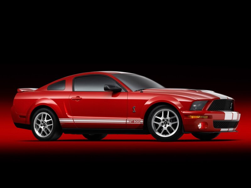Red Ford Mustang GT500
