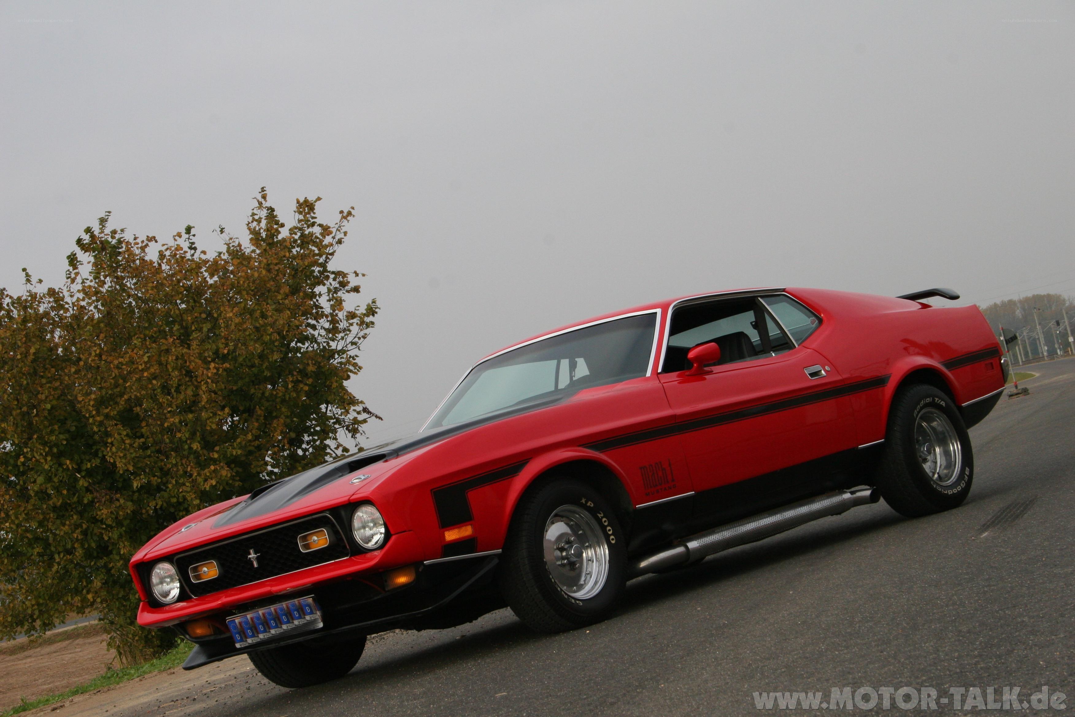 Red Ford Mustang Mach 1