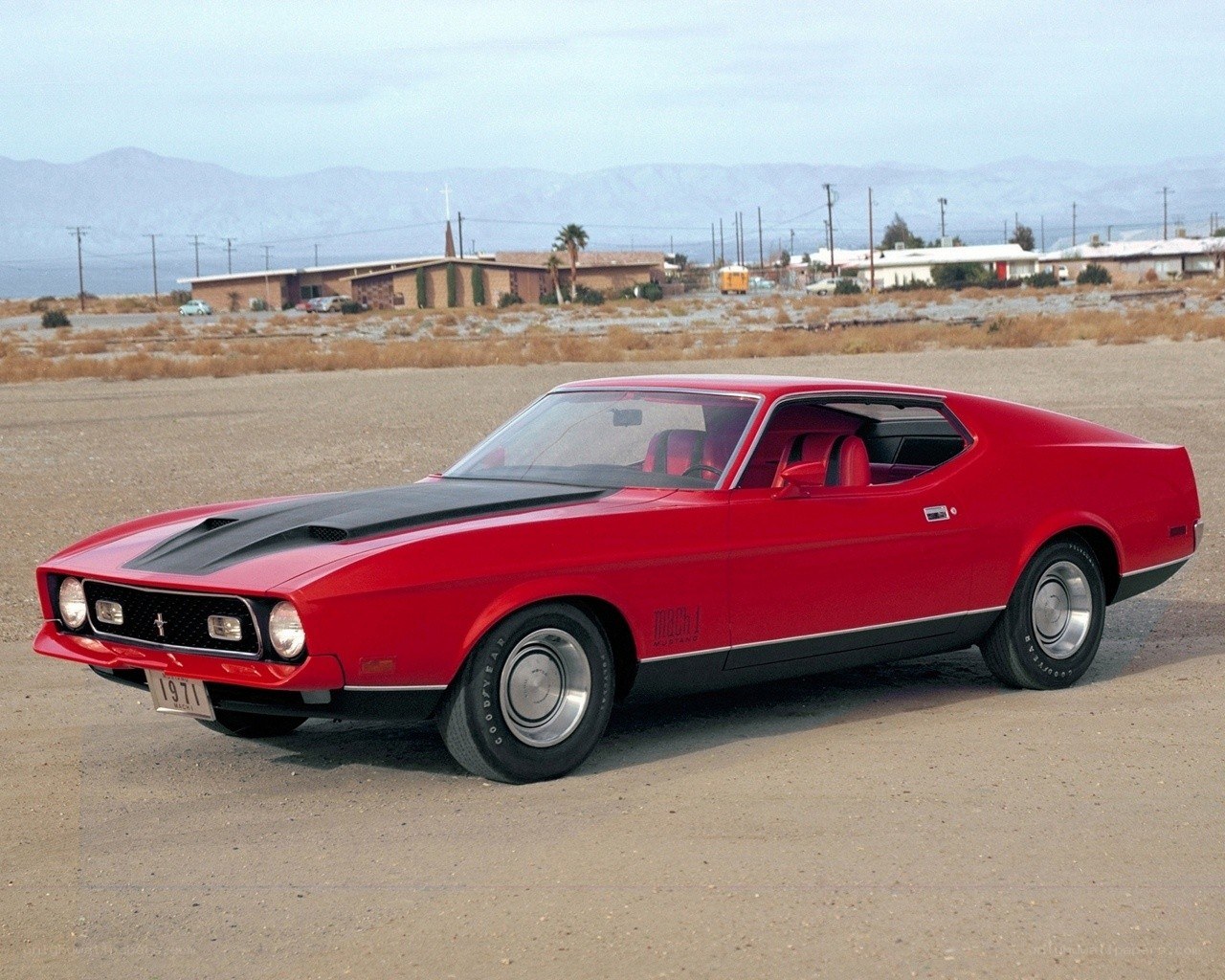 Red Ford Mustang Mach 1
