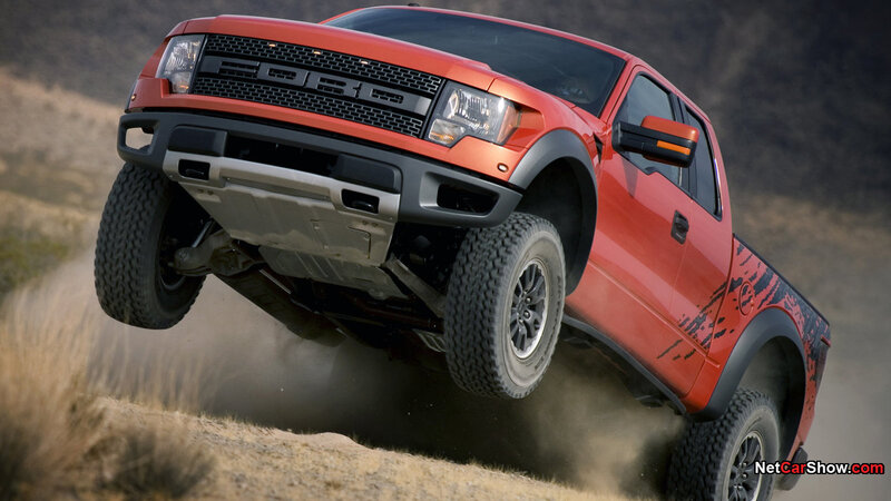 red ford raptor off-road