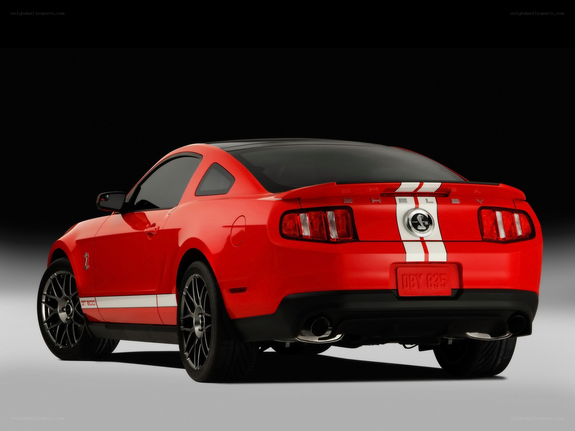 Red Ford Shelby GT500