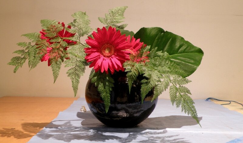 Red Gerbera Daisies in Vase — Calm, Photograph
