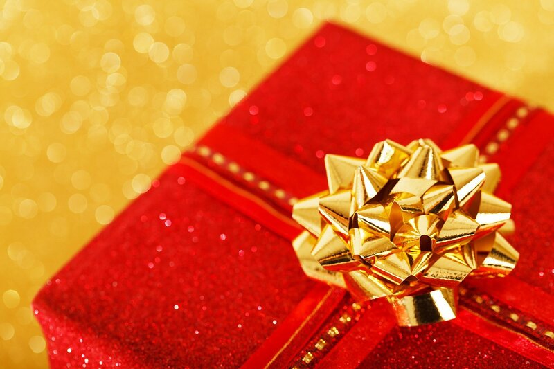 Red Gift Box with Bow — Festive, Photograph, Gold Bow