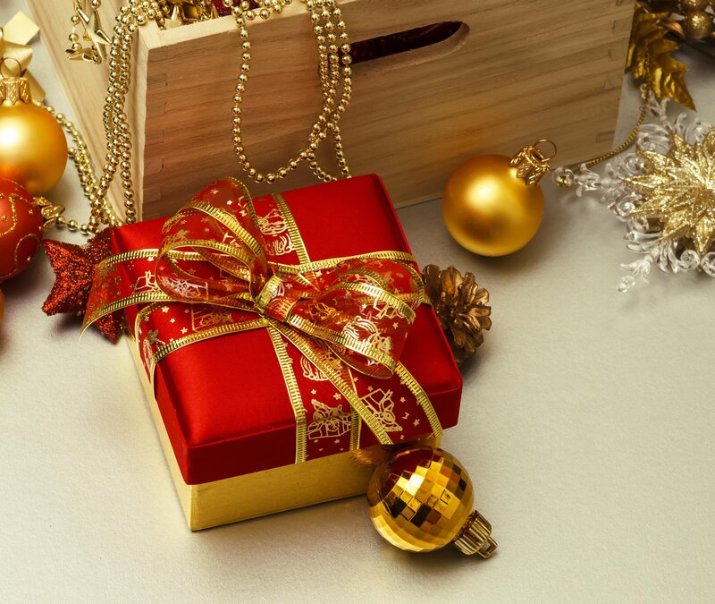 Red Gift Box with Ornaments — Festive, Winter, Photograph, Pinecone
