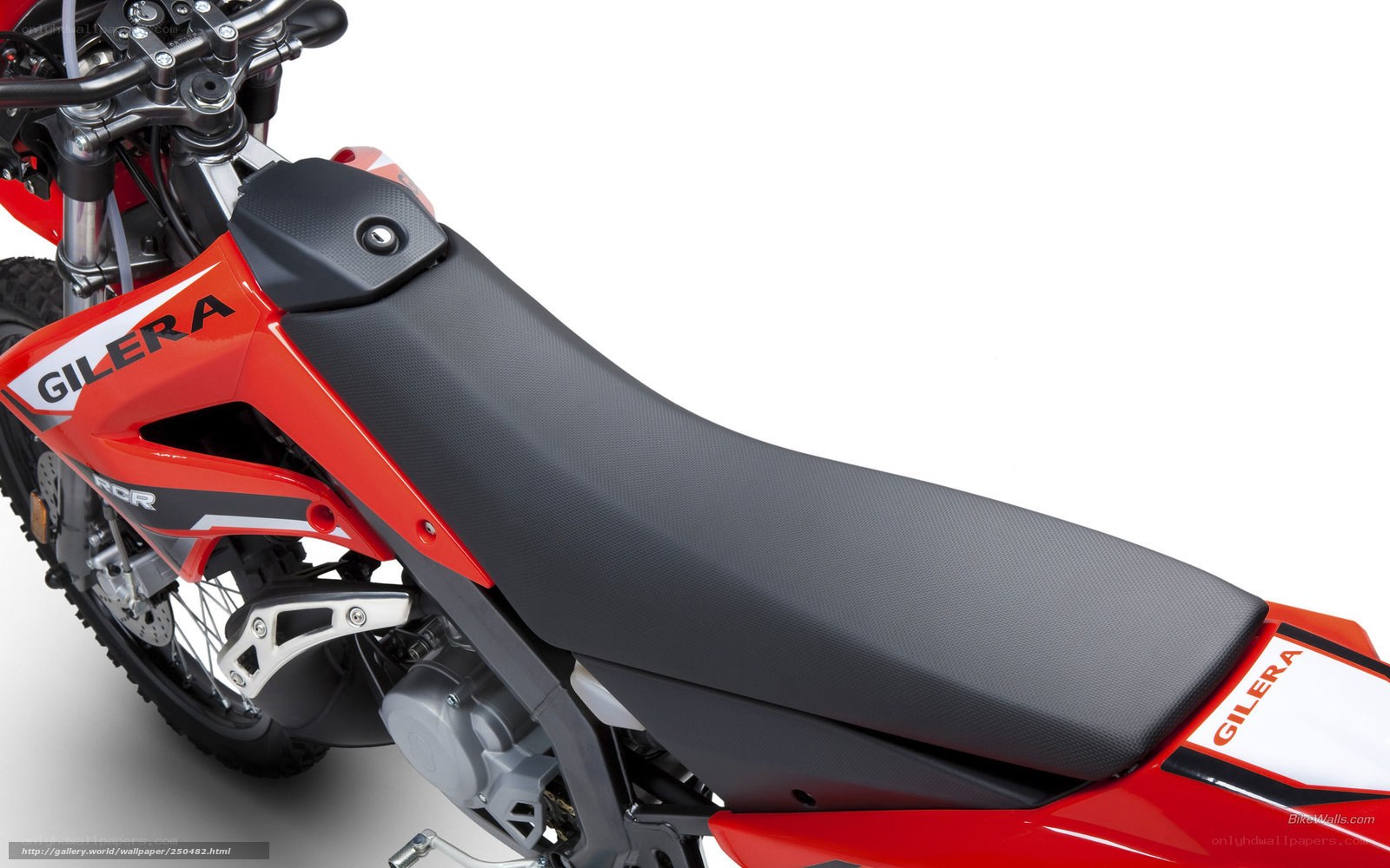 red gilera motorcycle seat