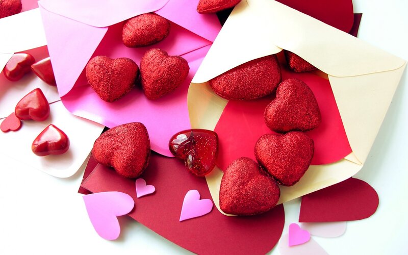 Red Glitter Hearts — Festive