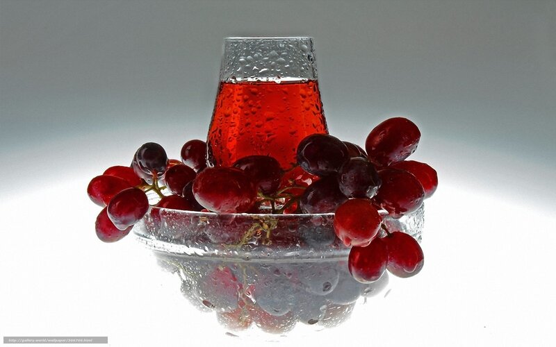 Red Grapes and Drink