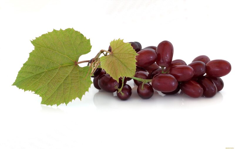 Red Grapes with Leaves