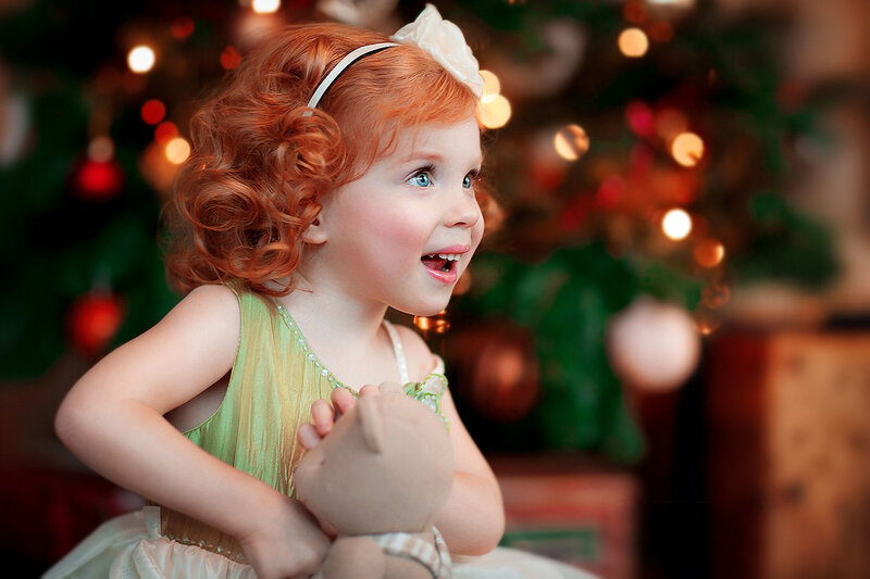 Red-haired Girl with Doll — Green