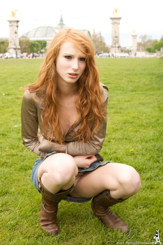 Red-haired woman in Paris