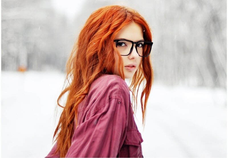 Red-haired woman in winter