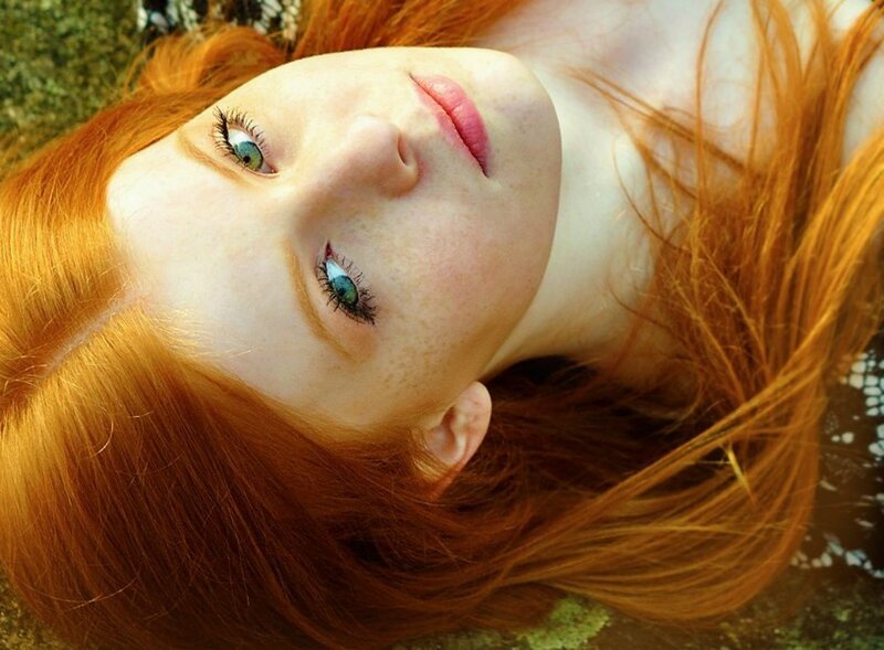 Red-haired Woman Lying — Red, Calm