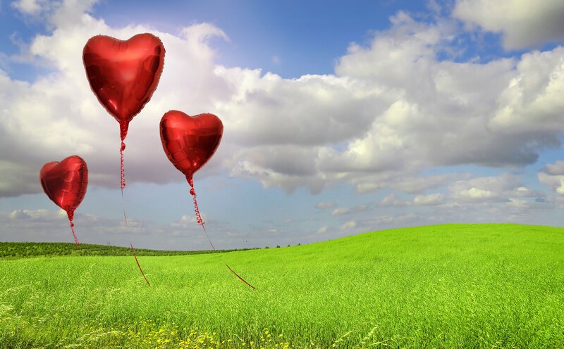 Red Heart Balloons — Green