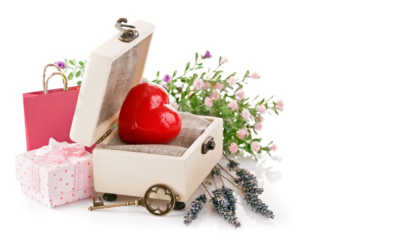 Red Heart in Box — White, Romantic