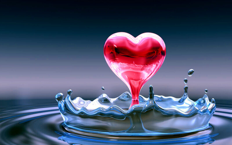 Red Heart in Water — Dramatic