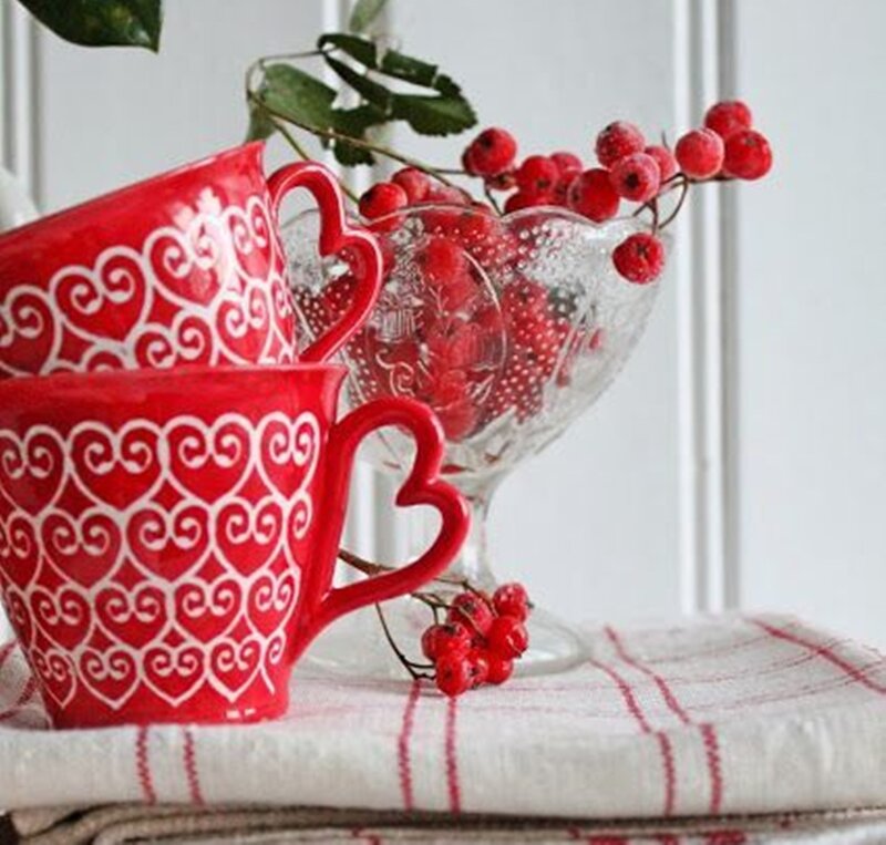 Red Heart Mugs