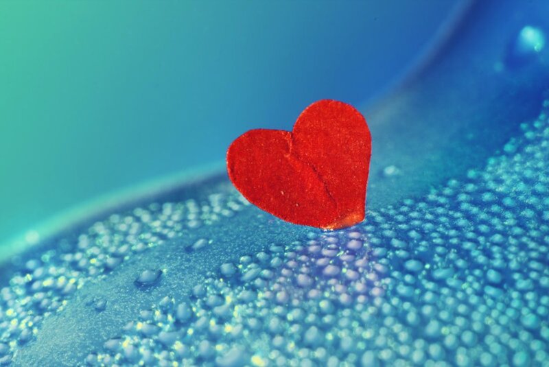 Red Heart on Wet Surface — Calm, Photograph, Bubbles
