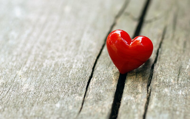 Red Heart on Wood — Calm