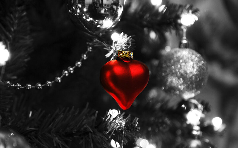 Red Heart Ornament — Festive, Winter