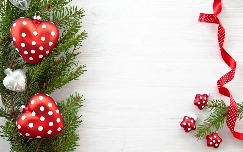 Red Heart Ornaments — Festive, Winter