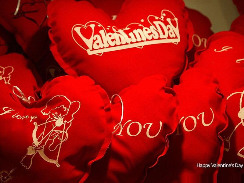 Red Heart Pillows — Romantic