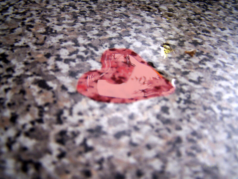 Red Heart-shaped Object — Gray