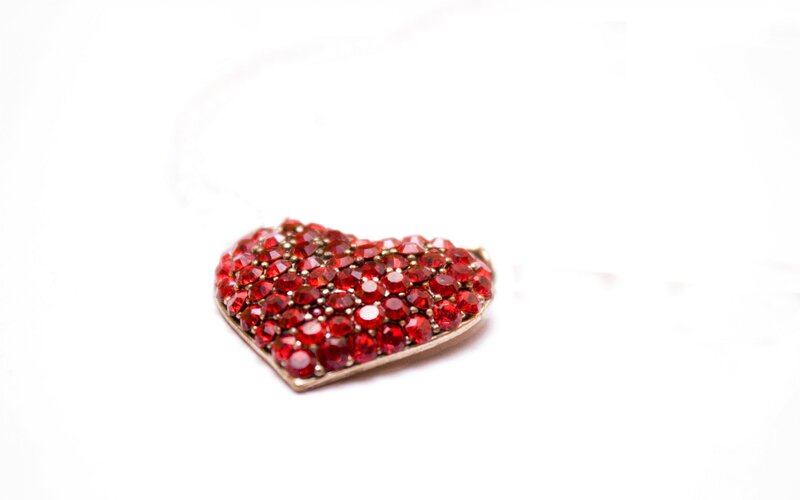 Red Heart-shaped Pendant — Neutral
