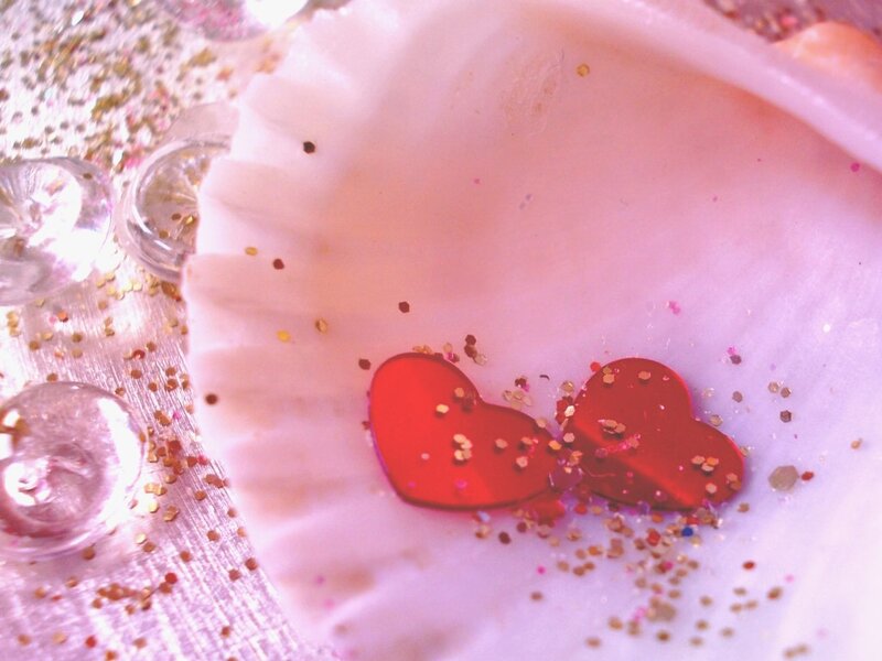 Red Hearts in Shell