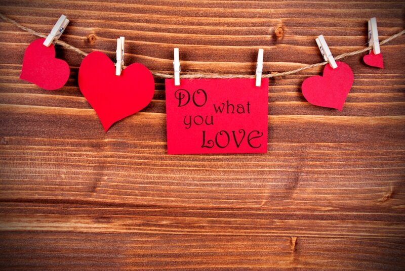 Red Hearts on String — Romantic