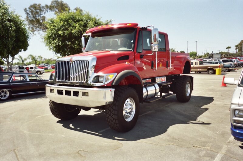 Red Heavy-duty Truck
