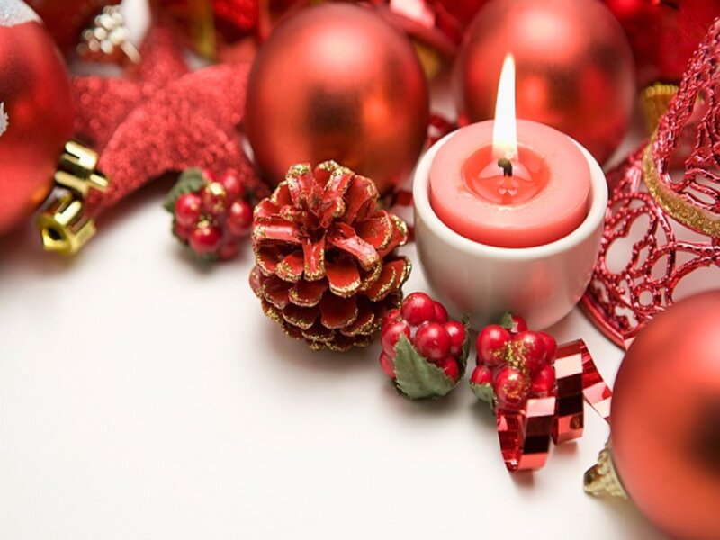 Red Holiday Decorations