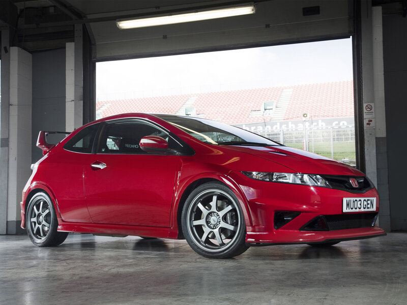 Red Honda Civic Type R — Dramatic, Afternoon
