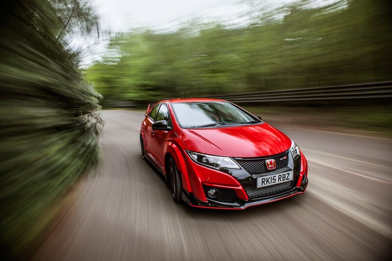 Red Honda Civic Type R — Dynamic, Photograph