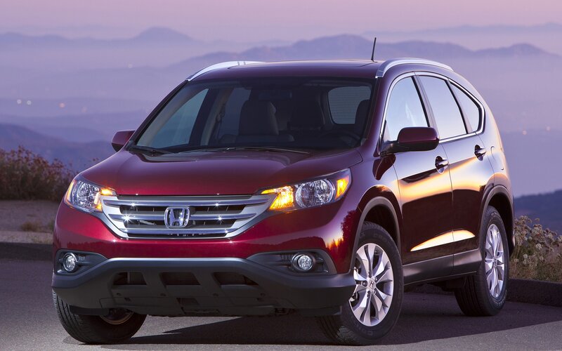 Red Honda Cr-v — Serene