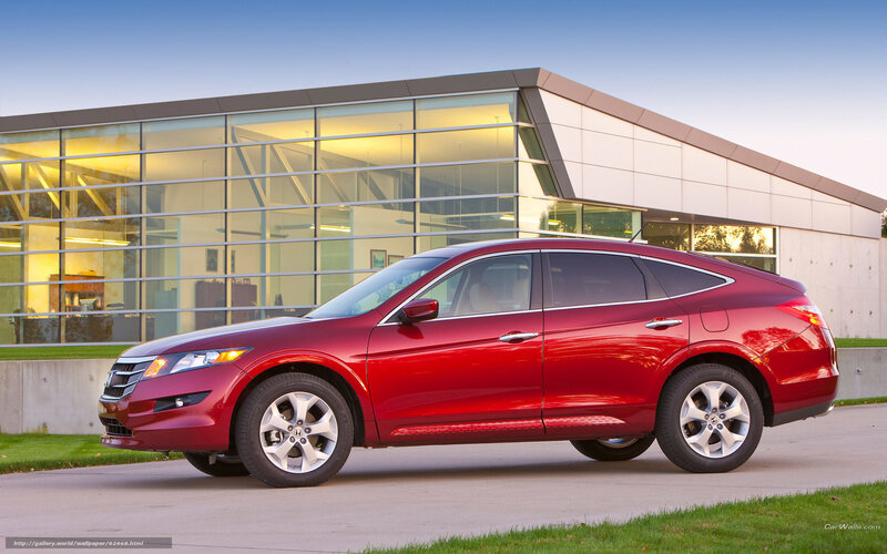 Red Honda Crosstour — Calm