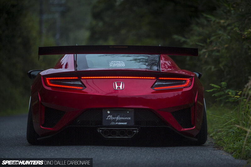 Red Honda NSX