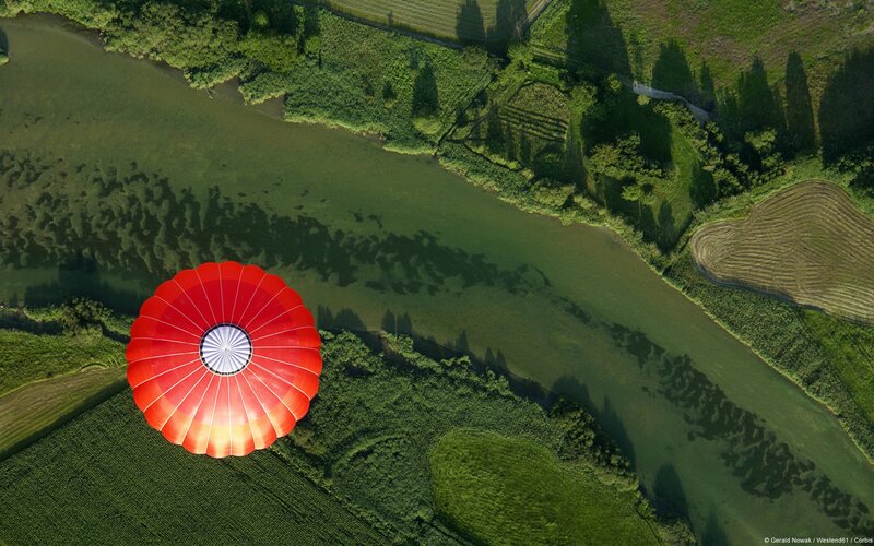 Red Hot Air Balloon — Serene, Afternoon