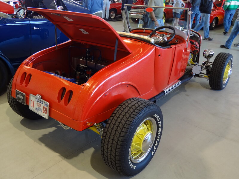 Red Hot Rod Car — Neutral