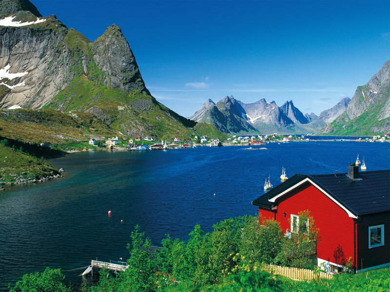 Red House by Fjord — Blue