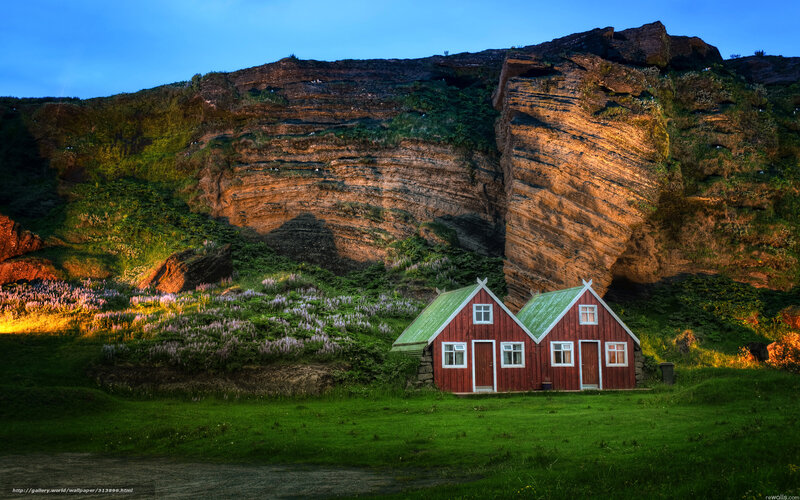 Red Houses in Valley — Green