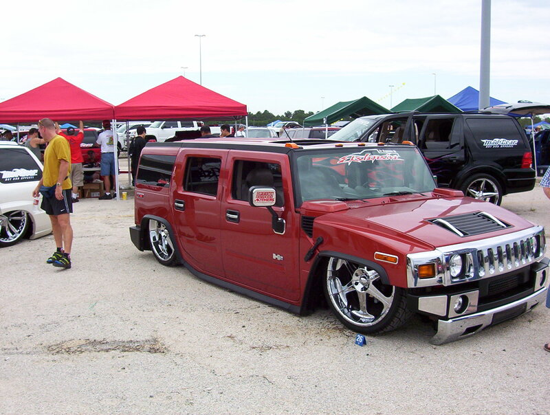 Red Hummer at car show